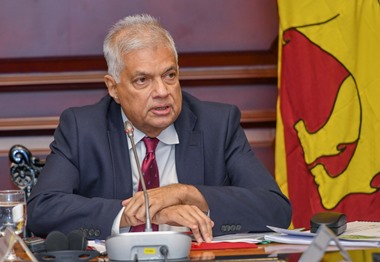 

 President Ranil Wickremesinghe has appointed a Steering Committee for his campaign for the forthcoming Presidential election under chairmanship leading lawyer and renowned President's Counsel Ronald Perera who is currently serving as the Chairman of the Bank of Ceylon (BOC).


