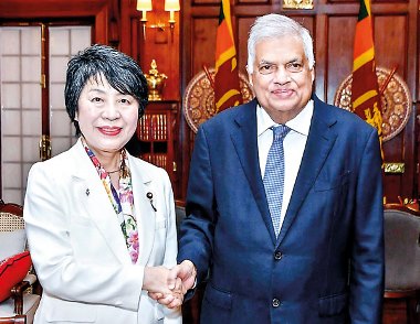 
apanese Foreign Minister Yōko Kamikawa called on President Ranil Wickremesinghe yesterday.
The Japanese Government’s intention to resume the Yen-denominated loans and the stalled Japanese investment initiatives, including the Bandaranaike International Airport (BIA) expansion project and the Light Rail Transit (LRT) project, were among the topics taken up for discussion. Discussions were also held on the signing of the Memorandum of Understanding (MoU) pertaining to debt restructuring in Sri Lanka.


