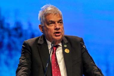 

President Ranil Wickremesinghe says he will not dissolve Parliament just to hold an election.
Speaking in Parliament today, the President said as the nation is currently facing several economic issues, an election was not a priority, and can be held after resolving the issues. 


