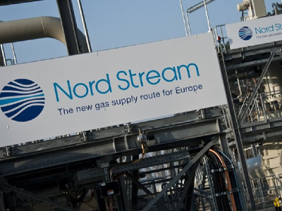 
ஜேர்மனியின் நோர்ட் ஸ்ட்ரீம் மற்றும் நோர்ட் ஸ்ட்ரீம்-2 குண்டுவெடிப்பிற்கு உக்ரேனியர்கள் காரணமாக இருக்கலாம் என அதிர்ச்சியூட்டும் தகவல் வெளியாகியுள்ளது. கடந்த ஆண்டு செப்டம்பரில் நடந்த Nord Stream மற்றும் Nord Stream 2 எரிவாயு குழாய் வெடிப்புக்கு இரண்டு உக்ரேனியர்கள் பொறுப்பாக இருக்கலாம் என ஜேர்மனியின் Suddeutsche Zeitung நாளிதழ் செய்தி வெளியிட்டுள்ளது.
